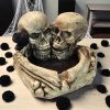 Szerelmes Csontvázpár Mécsestartó – Halloween Dekor